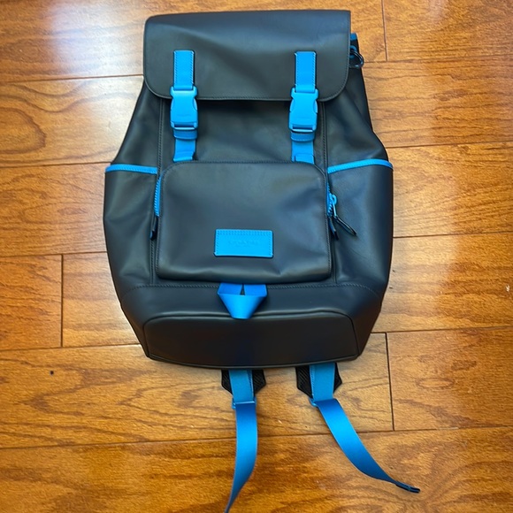 Coach Backpack leather Misnight Navy Racer Blue Drawstring & speedclip closures - Picture 8 of 15